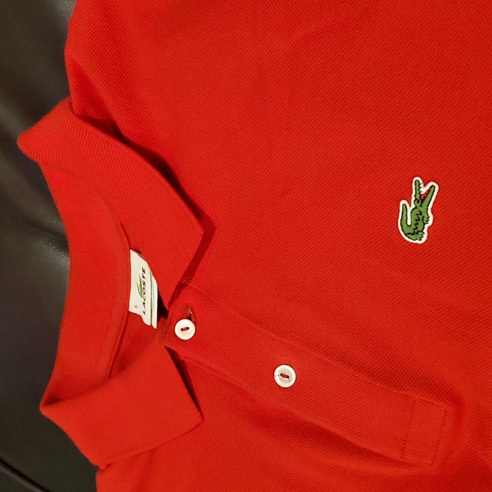 Lacoste size 9, 3xl